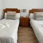 Amplitud, Comodidad Y Luz En El Centro De Sevilla