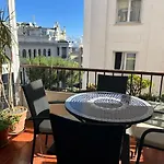 Amplitud, Comodidad Y Luz En El Centro De Sevilla