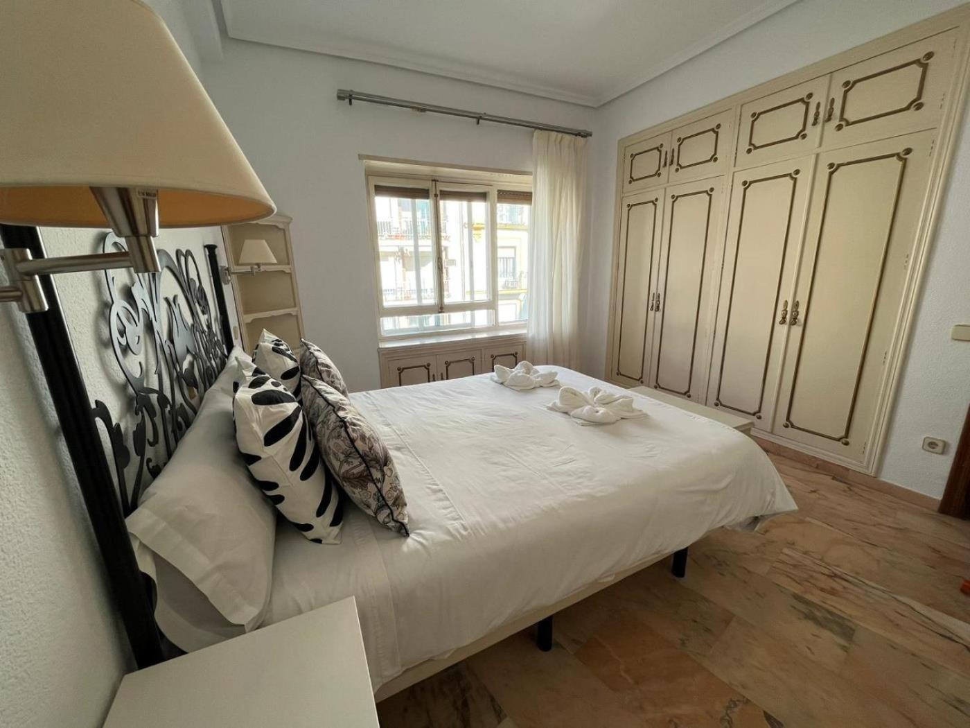 Amplitud, Comodidad Y Luz En El Centro De Appartement *